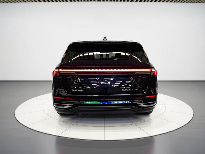 Nautilus 2023 2.0T AWD Exclusive photo 3