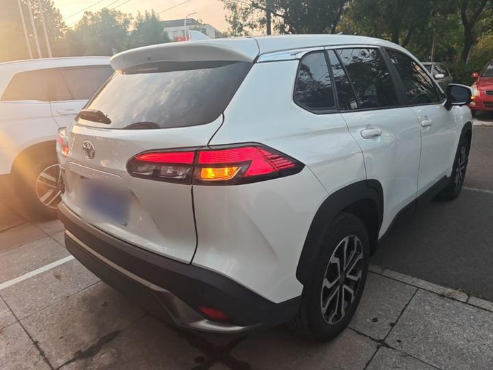 Frontlander 2023 2.0L CVT Luxury photo 6