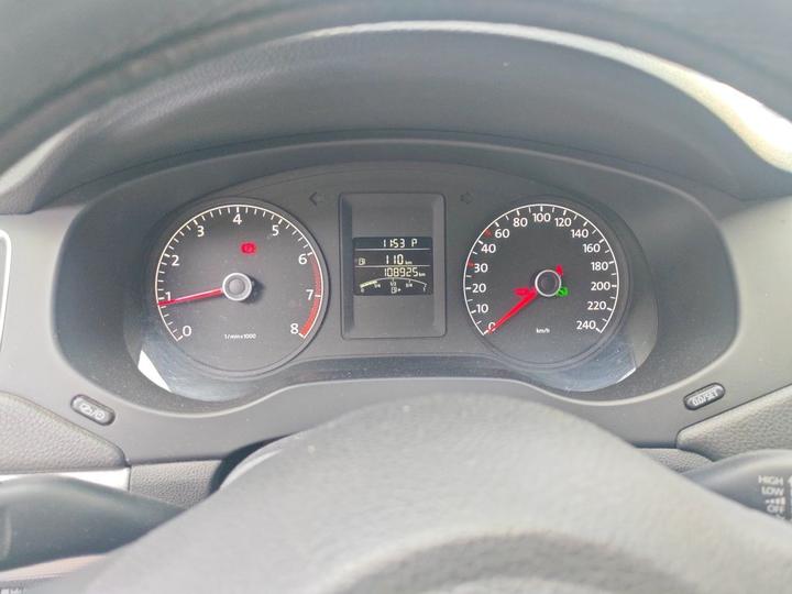 Sagitar 2014 Facelift 1.6L AT Comfort photo 8
