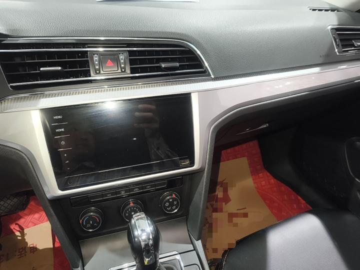 Lamando 2021 230TSI DSG photo 8