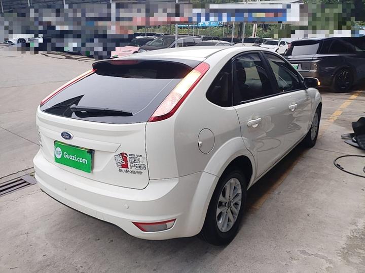 Focus 2013 Hatchback Classic 1.8L AT photo 4