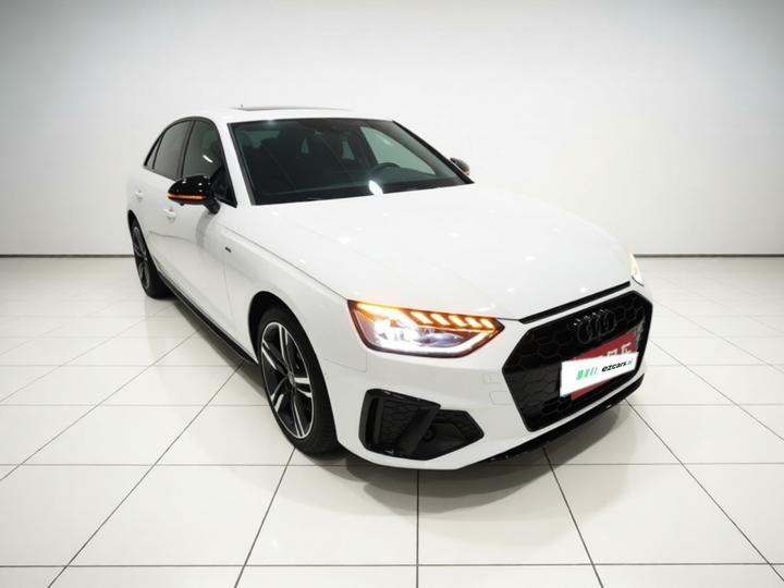 A4L 2022 40 TFSI Luxury Dynamic photo 3