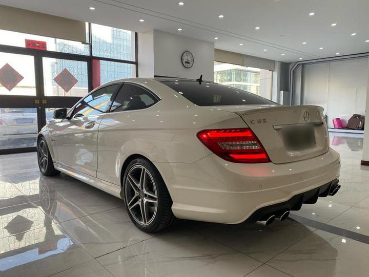 C-ClassAMG 2012 AMG C 63 Coupe Dynamic photo 4