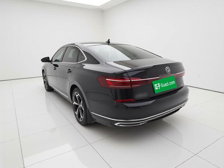 Passat 2024 380TSI photo 4