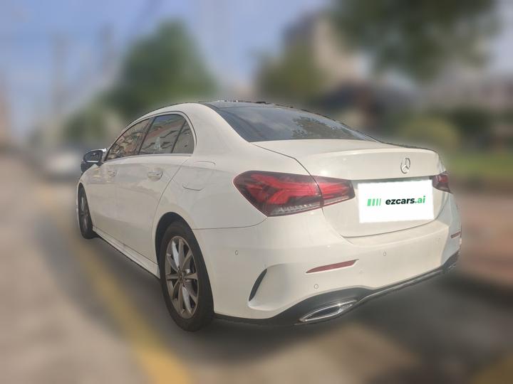 A-Class 2022 Facelift A 200 L Sport Dynamic photo 4