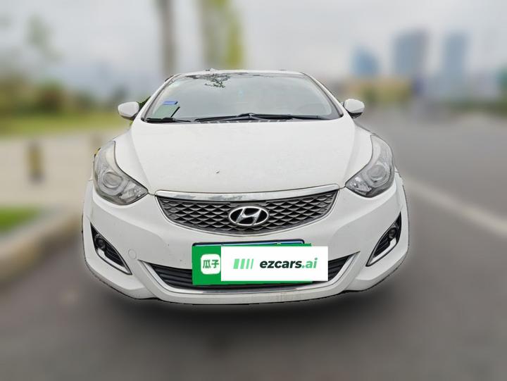 Elantra 2016 1.6L AT Smart photo 2