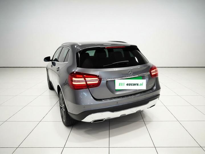 GLA 2017 GLA 200 Dynamic photo 4