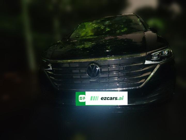 Viloran 2024 380TSI Premium photo 2