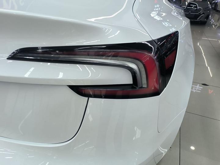 Model 3 2025 RWD photo 7