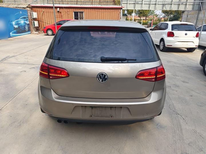 Golf 2016 230TSI AT Comfort photo 5