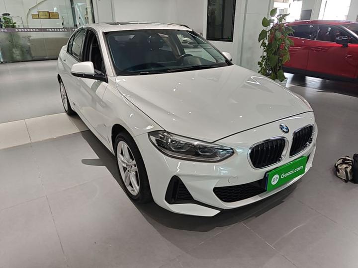 1 Series 2020 120i M Sport Package photo 3