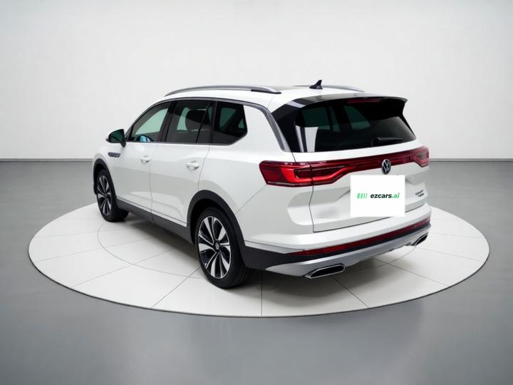 2023 Facelift 380TSI AWD Flagship 7-Seater photo 4