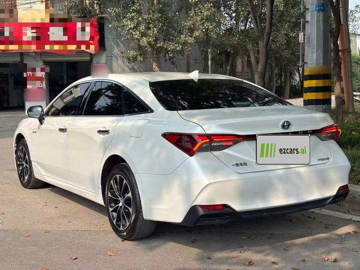 Avalon 2023 Hybrid 2.5L Luxury photo 4