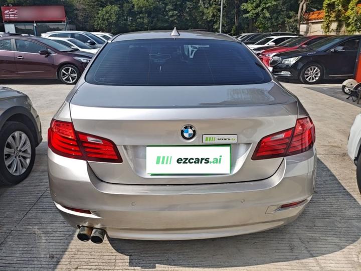 5 Series 2017 525Li Leading photo 5