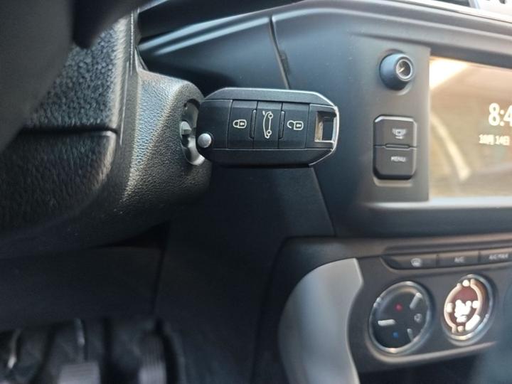C3-XR 2017 1.6L MT Pioneer photo 8