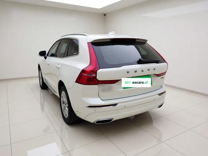 XC60 2021 T5 AWD Luxury photo 4