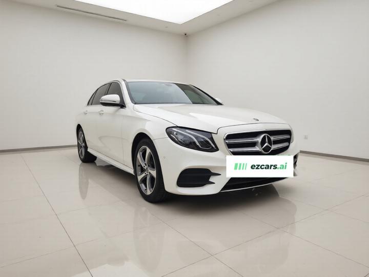 E-Class 2017 E 200 L Sport 4MATIC photo 3