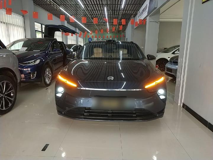 ET7 2024 75kWh Executive photo 2