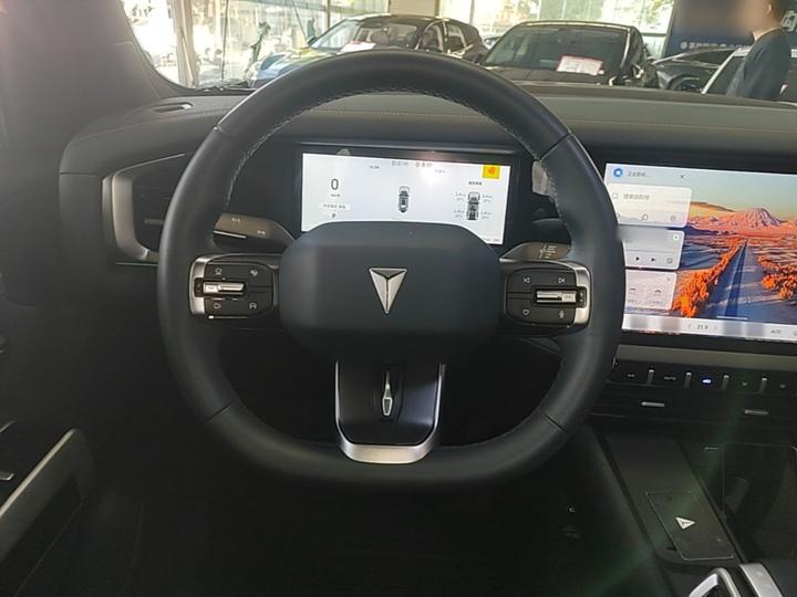 Deepal G318 2025 AWD photo 2