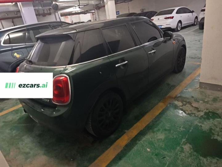 2016 1.5T COOPER 5-Door photo 7