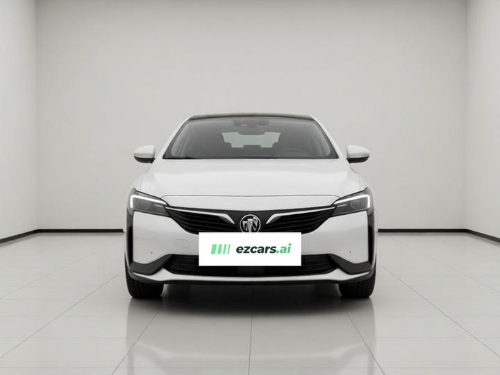 6 2020 PHEV photo 2