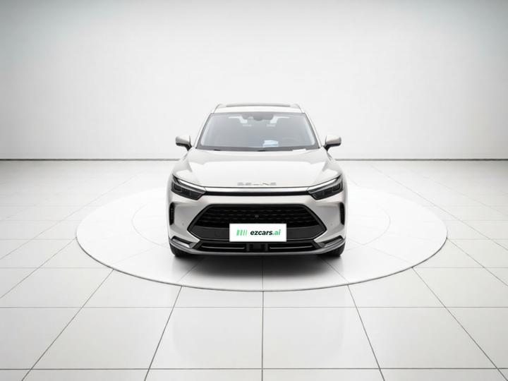 BAIC X7 2020 1.5TD DCT photo 2