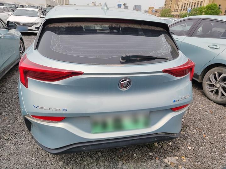 6 2022 PHEV Smart photo 3
