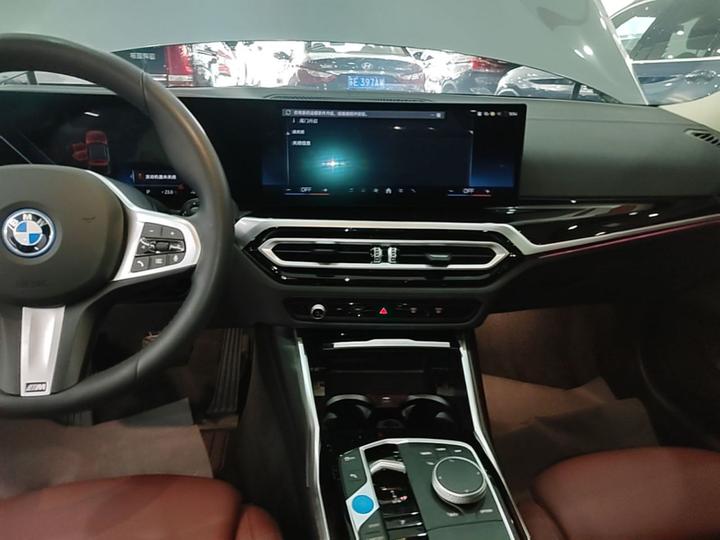 i3 2024 eDrive 35 L photo 8