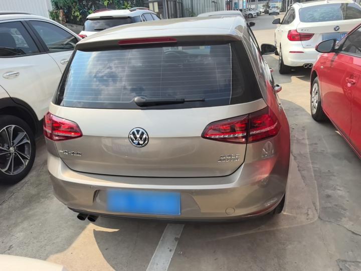 Golf 2017 230TSI AT Luxury Anniversary Edition photo 3