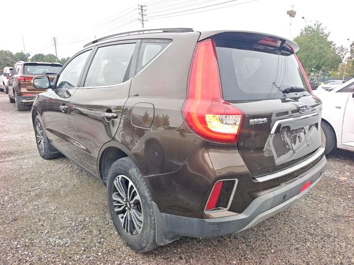 Vision X6 2016 1.8L MT Luxury photo 4