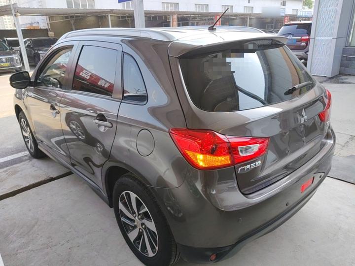 ASX 2018 2.0L CVT RWD Exclusive photo 4