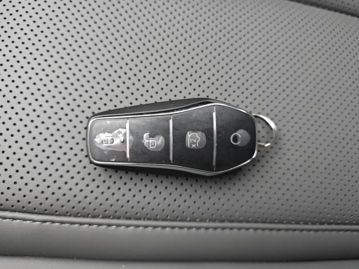 Qin L 2025 EV 470KM Leading photo 8
