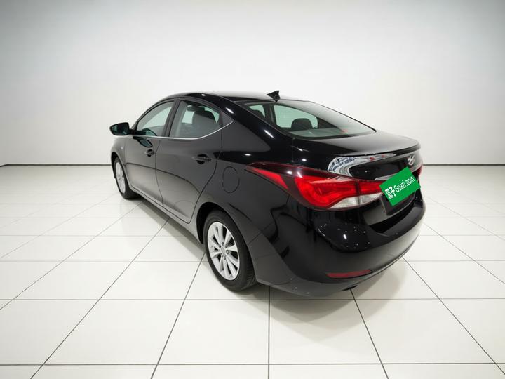 Elantra 2016 1.6L AT Smart photo 4