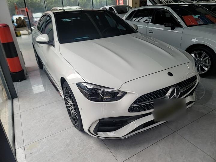 C-Class 2024 C 260 L Sport photo 3
