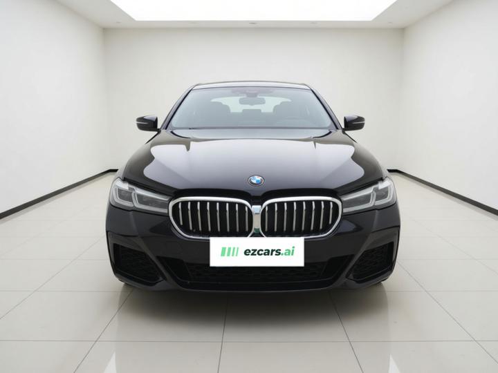 5 Series 2022 Facelift 530Li Leading M Sport Package photo 2