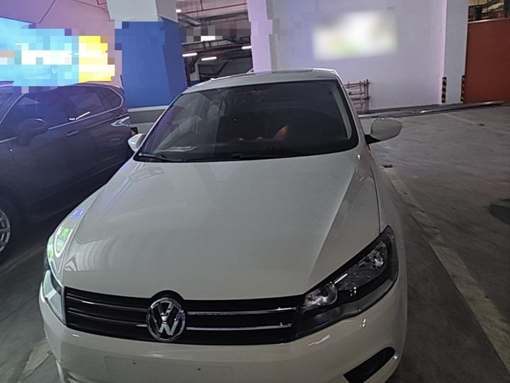 2015 1.6L AT Comfort photo 2