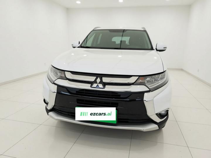 Outlander 2018 2.4L AWD Elite 5-Seater photo 2
