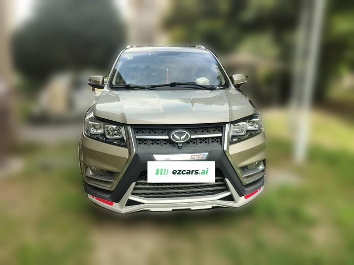 S3 2017 1.5L MT Luxury photo 2