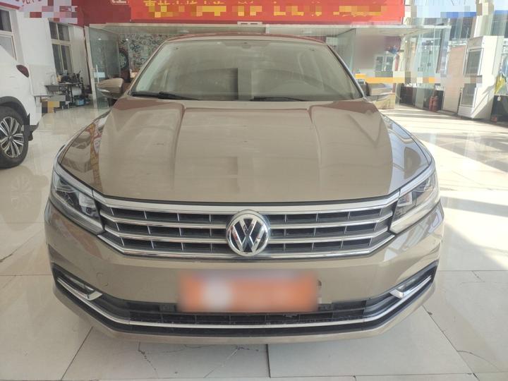 Passat 2017 330TSI DSG photo 2
