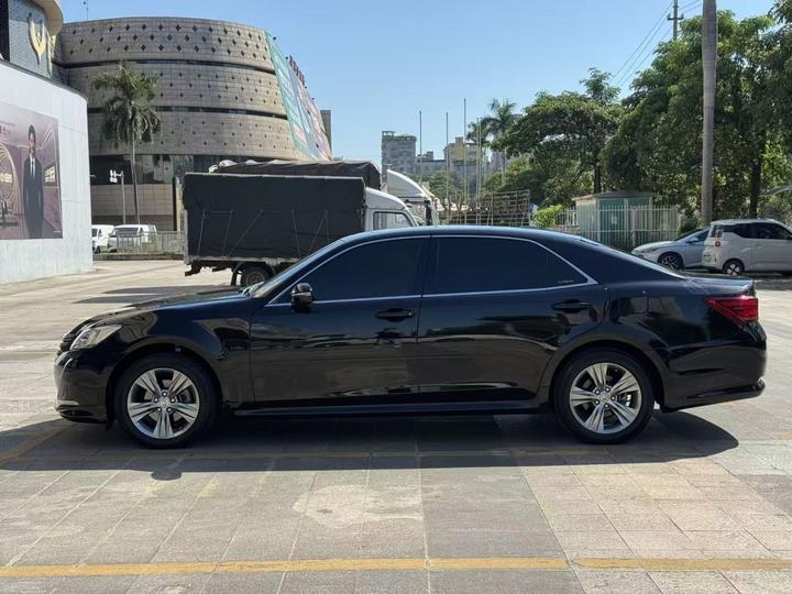 Crown 2015 2.5L Smart photo 3