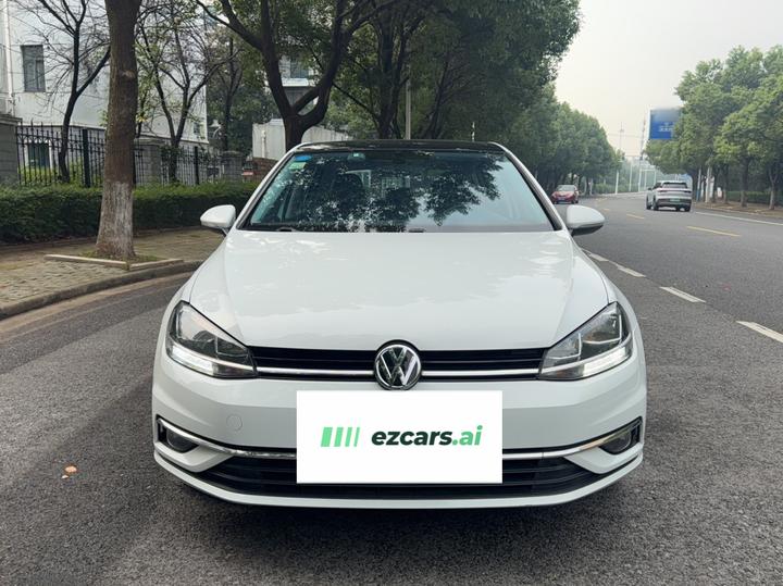 Golf 2018 230TSI AT Luxury photo 2
