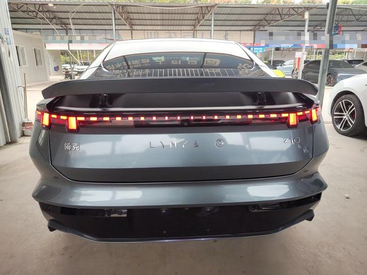 Z10 2024 95kWh 702km AWD ADAS Ultra photo 5