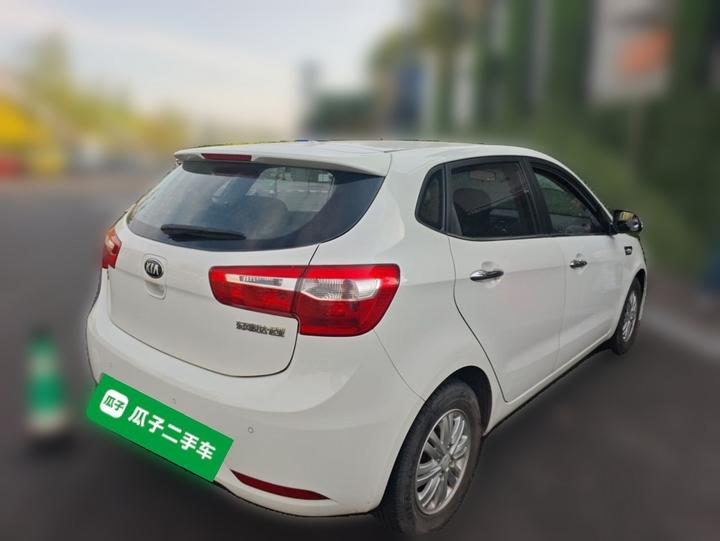 K2 2012 Hatchback 1.4L MT GLS Anniversary Edition photo 6