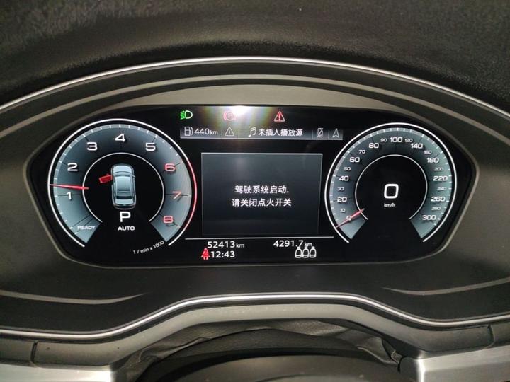 A4L 2022 40 TFSI Luxury Dynamic photo 3