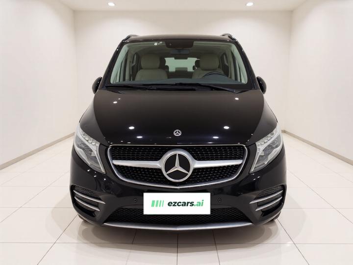 V-Class 2020 V 260 L Long Wheelbase Luxury photo 2