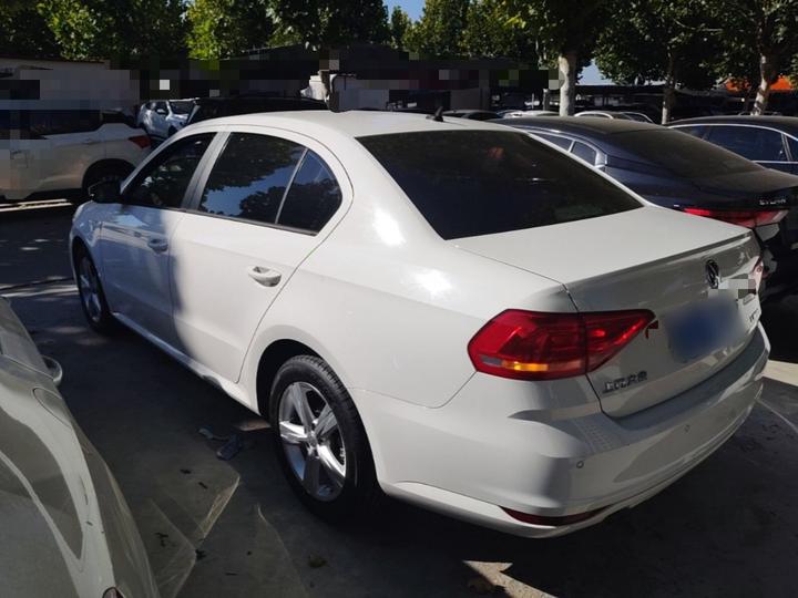 Lavida 2017 1.6L AT photo 4