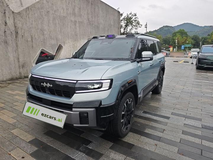 Fang Cheng Bao Leopard 8 2025 Flagship 7-Seater