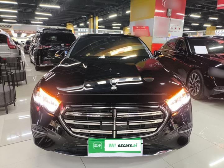 E-Class EV 2024 E 350 e L PHEV photo 2