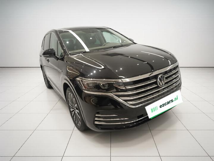 Viloran 2024 380TSI Premium photo 3