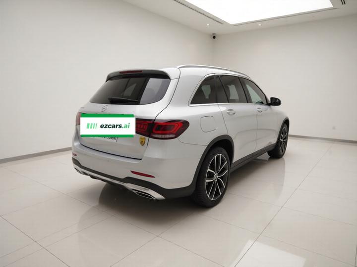 GLC 2020 Facelift GLC 260 L 4MATIC Luxury photo 4